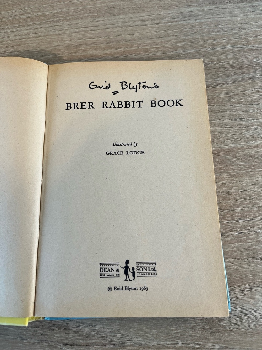 Enid Blyton’s Brer Rabbit Book - Yellow Cover - Picture 9 of 9